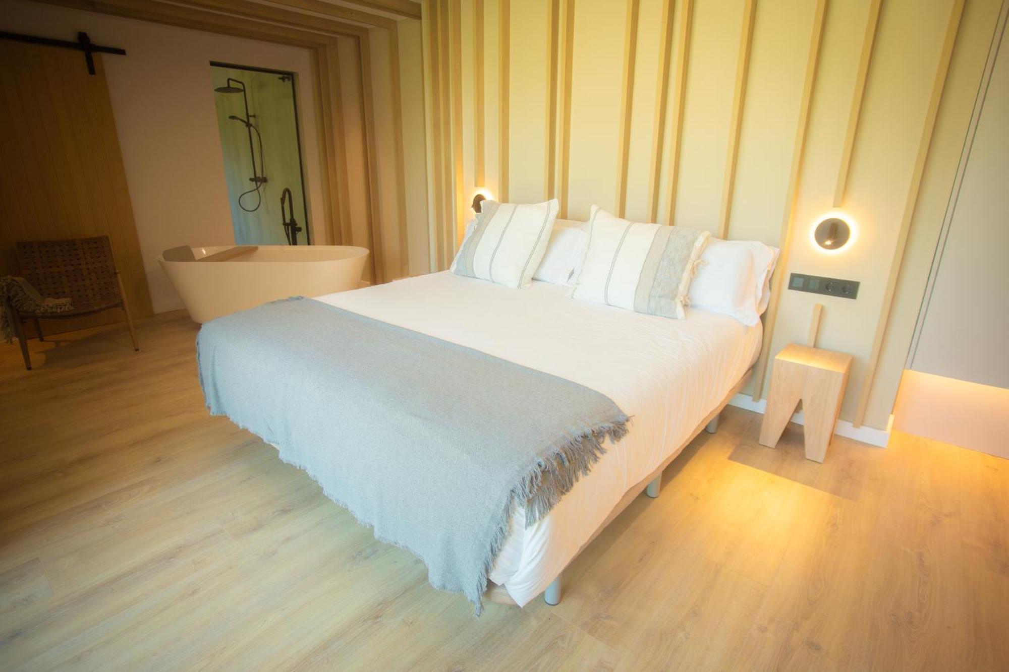 L'Indret Del Pedraforca Adults Only Hotel ซัลเดส ภายนอก รูปภาพ